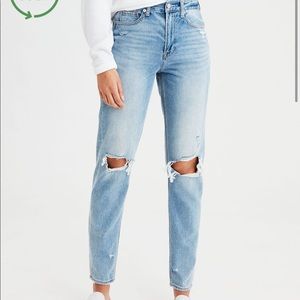 AE Mom Jean